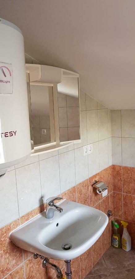 Slatina 13/1 Apartment Vir Exterior photo